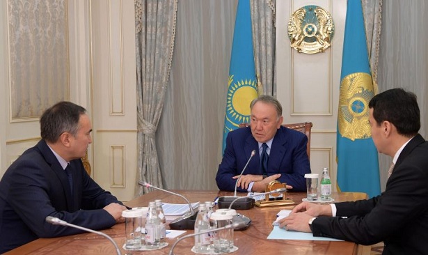 Нурсултан Назарбаев поздравил аграриев Казахстана с успешным завершением уборочной кампании