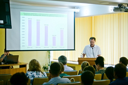 В Оренбурге провели совещание по вопросам приемки зерна нового урожая