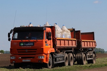 Алтайские аграрии формируют запас минеральных удобрений