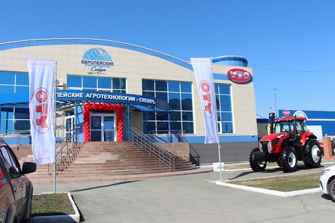 В Алтайском крае открылся первый в России дилерский центр китайского производителя тракторов