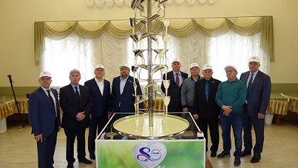 В Омской области забил самый высокий фонтан из сгущенки