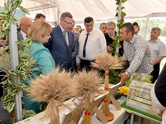 В Омске агротехническую выставку открыли для горожан