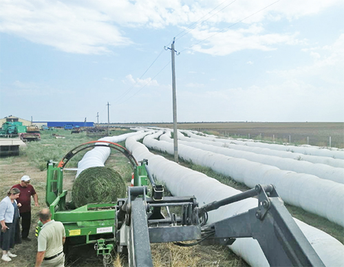 Фермеров приглашают познакомиться с использованием «Пермской технологии  заготовки сенажа в линию» в регионах России
