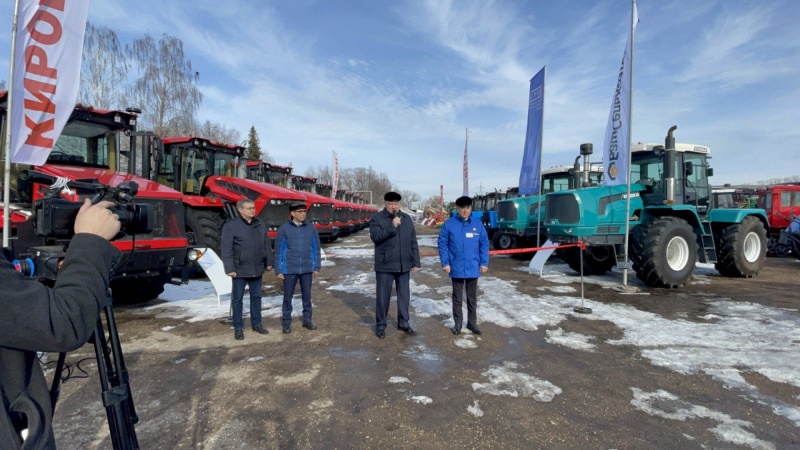 В Башкирии открылась выставка сельхозтехники
