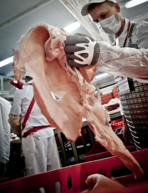 В Зауралье пройдет конкурс на лучшего обвальщика мяса
