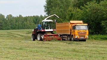 Аграрии Томской области наращивают темпы кормозаготовки