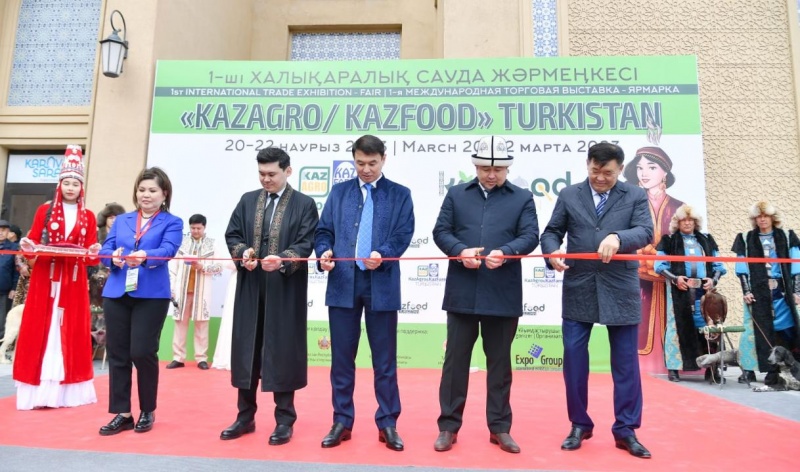 В Туркестане открылась аграрная выставка-ярмарка